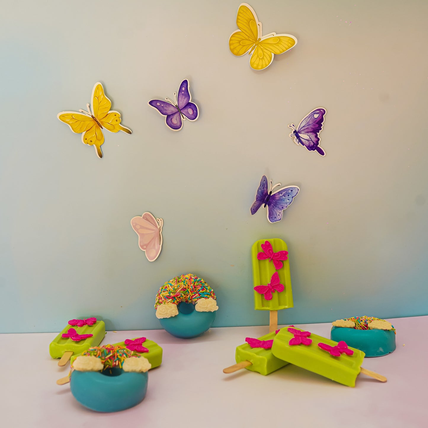 BUTTERFLIES AND RAINBOW (SET OF 2)